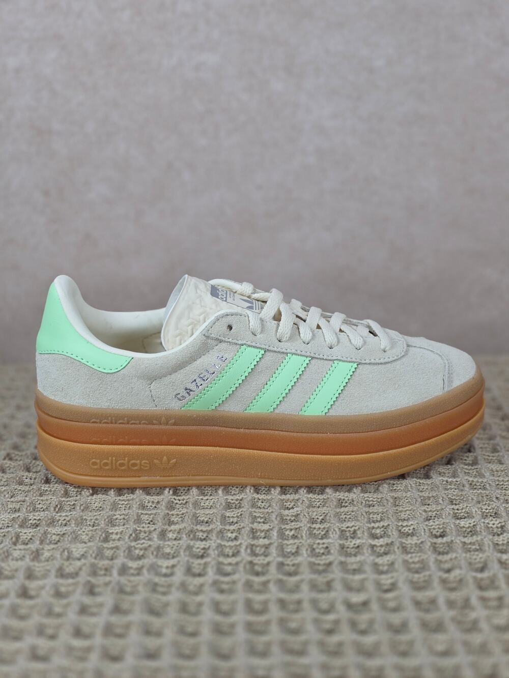Adidas Gazelle Bold J JQ7410 Youth 5 / Women’s 6 Beige Mint Gum – Brand New